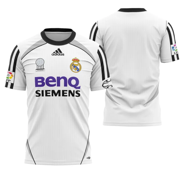 Camiseta unissex branca com logo do Real Madrid no peito e estampa grande nas costas inspirada na camisa local do Real Madrid 2006-2007, perfeita para fãs do futebol clássico.