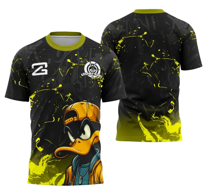 Camiseta unissex preta com logo no peito e estampa grande nas costas inspirada em Lucas Duck, perfeita para identidade visual e material esportivo.