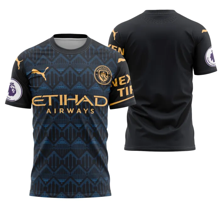 Camiseta unissex preta com logo no peito e estampa grande nas costas inspirada na camisa Manchester City Away 2020-2021, perfeita para fãs e colecionadores.