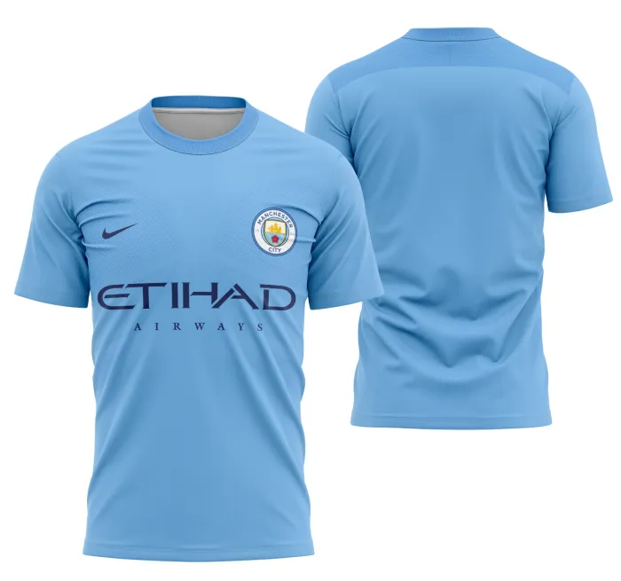 Camiseta unissex preta com logo no peito e estampa grande nas costas inspirada na camisa Manchester City Home Jersey 2017-2018, perfeita para fãs e colecionadores.