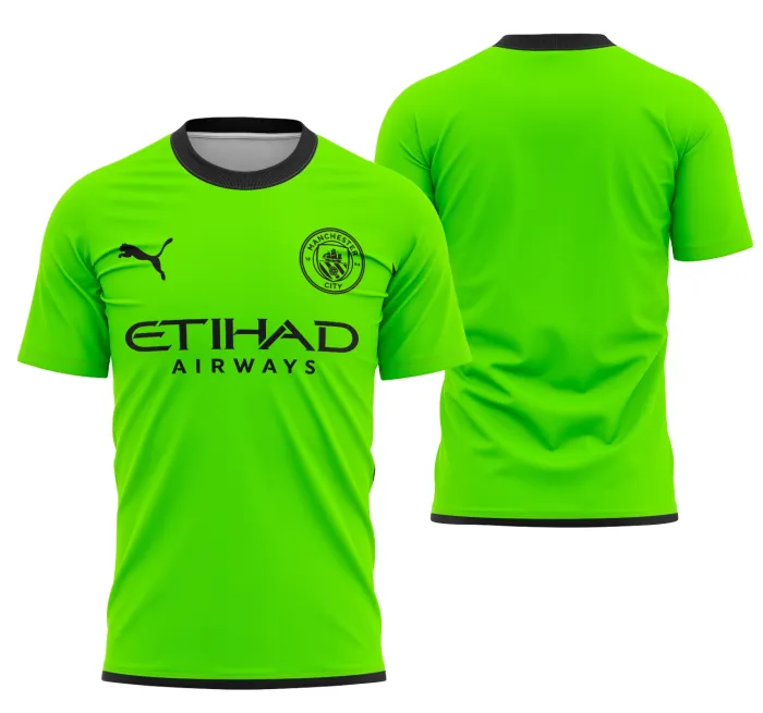 Camiseta unissex preta com logo no peito e estampa grande nas costas com tema Manchester City Portero Concept, perfeita para torcedores e fãs do futebol