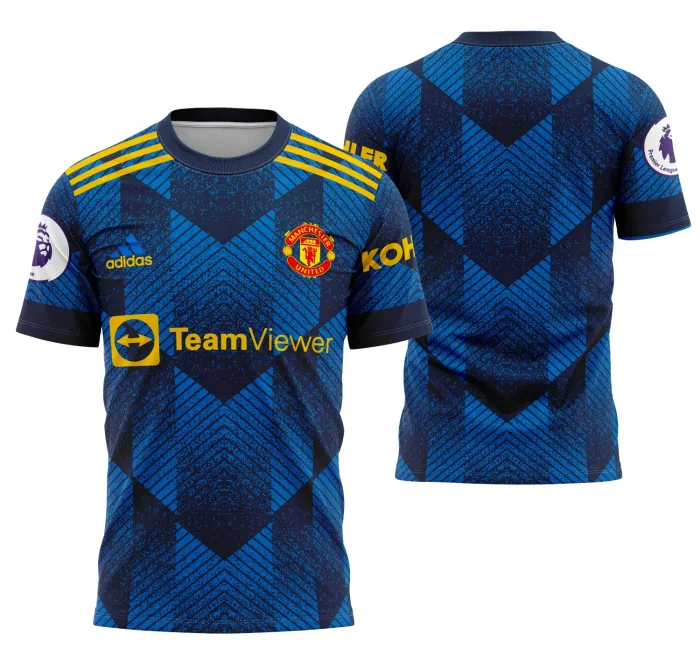 Camiseta unissex preta com logo no peito e estampa grande nas costas inspirada na Camisa Manchester United Alternativa 2021-2022, perfeita para fãs do time que buscam estilo e conforto.