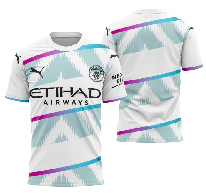 Camiseta unissex preta com logo no peito e estampa grande nas costas inspiradas no Manchester United Concept 2022 Modelo 1, ideal para torcedores e fãs do futebol.