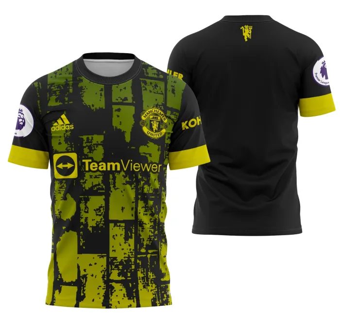 Camiseta unissex preta com logo no peito e estampa grande nas costas inspirada no Manchester United Concept Modelo 3, perfeita para fãs do futebol.