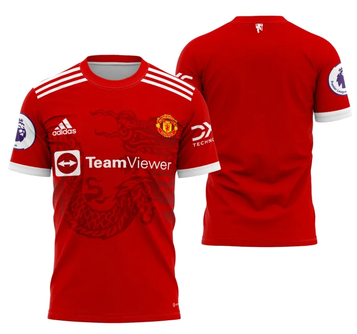 Camiseta unissex preta com logo no peito e estampa grande nas costas inspirada no Manchester United Local Concept 2023, estilo moderno e esportivo.