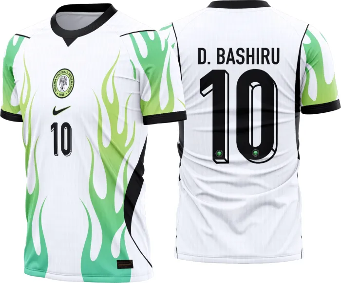 Camiseta unissex preta com logo no peito e estampa grande nas costas exibindo design inspirado na Nigeria Reserva 2026-28.