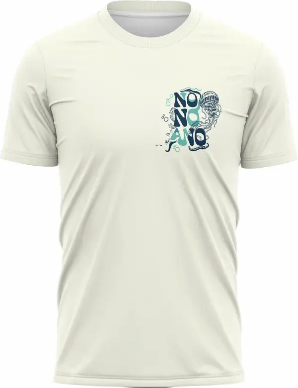 Camiseta unissex preta com logo no peito e estampa grande nas costas inspirada em Nono Ano Água Viva, perfeita para turma escolar com design moderno e atraente.