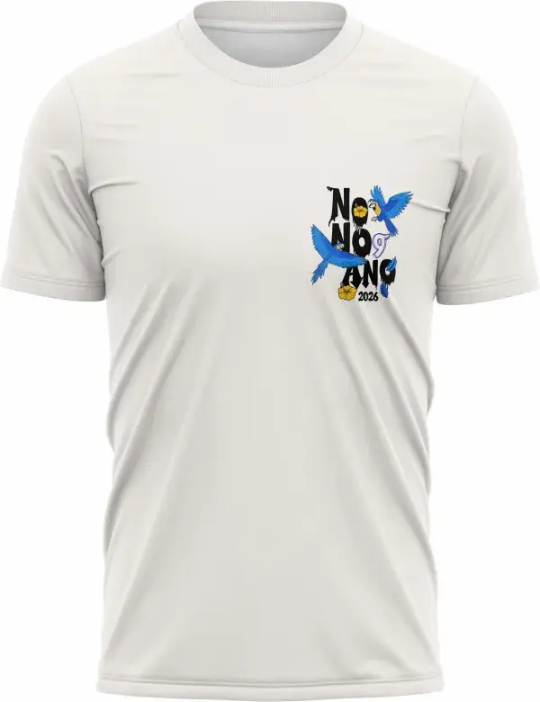 Camiseta unissex preta com logo no peito e estampa grande nas costas retratando Arara Azul em estilo único para a turma do Nono Ano.