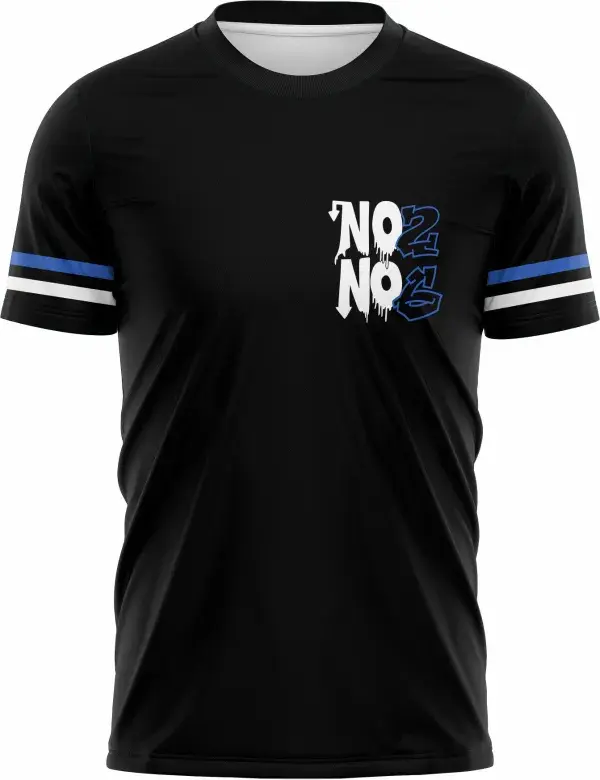 Camiseta unissex preta com logo no peito e estampa grande nas costas do tema Nono Ano Lobo Alfa, destacando o estilo imponente e selvagem, perfeita para jovens e adultos.