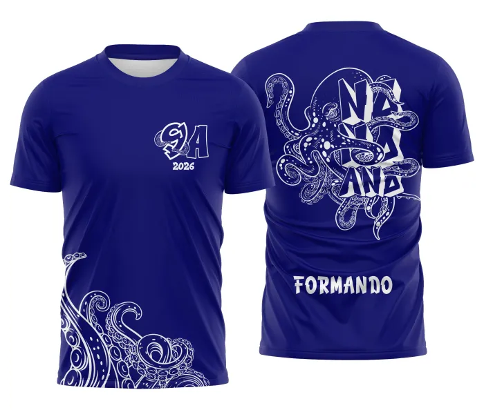Camiseta unissex preta com logo no peito e estampa grande nas costas mostrando um polvo azul, ideal para quem gosta de estilo jovem e descolado.