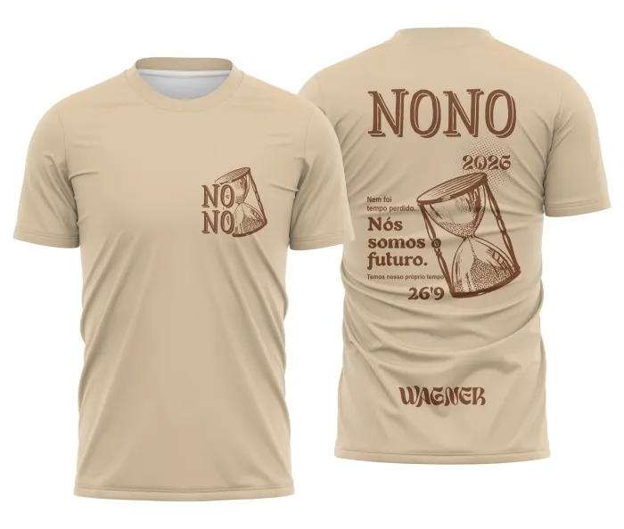 Foto de camiseta unissex preta, com logo no peito e estampa grande nas costas representando Nono Ano Tempo Perdido, ideal para uso escolar e eventos de despedida.