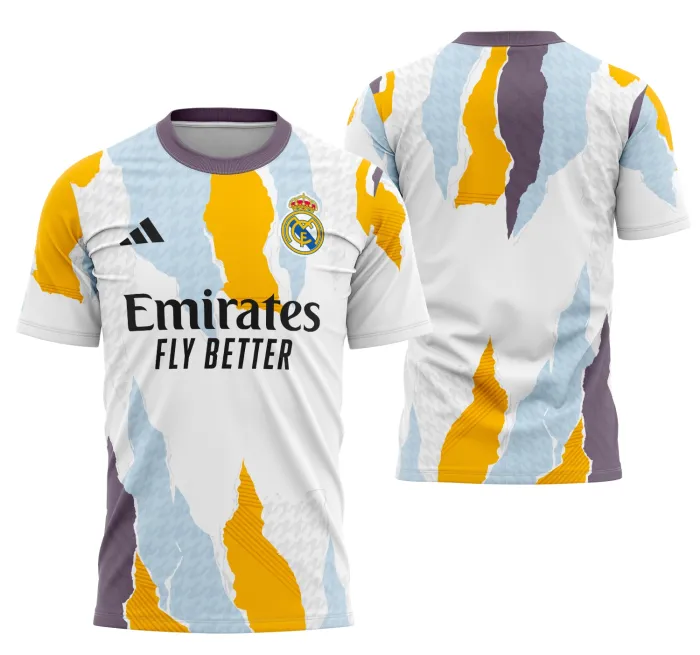 Camiseta unissex preta com logo do Real Madrid no peito e estampa grande nas costas do modelo 1 da pré-jogo 2024-2025, ideal para torcedores que querem estilo e conforto.