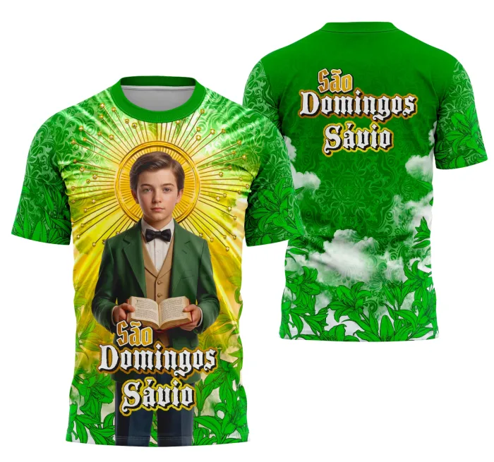 Camiseta unissex preta com logo no peito e estampa grande nas costas representando São Domingos Sávio, com temática religiosa e design sóbrio.