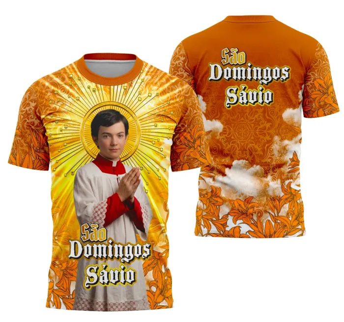 Camiseta unissex preta com logo no peito e estampa grande nas costas de São Domingos Sávio, tema religião, perfeita para quem busca fé e estilo.