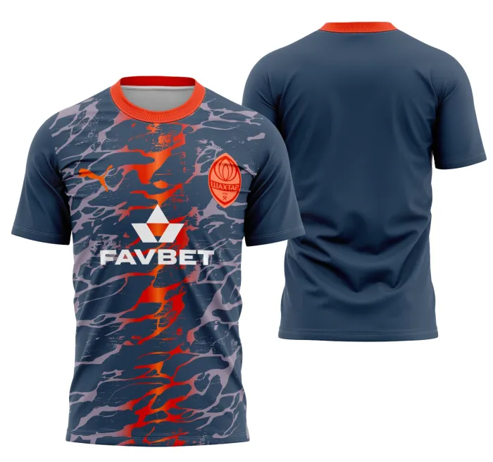 Camiseta unissex preta com logo no peito e estampa grande nas costas do Shakhtar Donetsk Kit Reserva 2025, ideal para fãs do time e colecionadores.