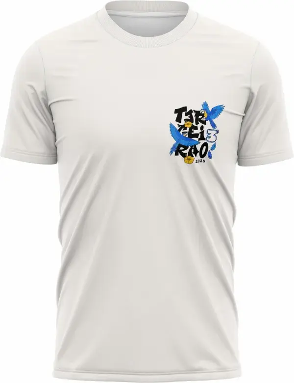 Camiseta unissex preta com logo no peito e estampa grande nas costas mostrando araras azuis voando, perfeita para quem quer estilo e identidade no visual escolar.