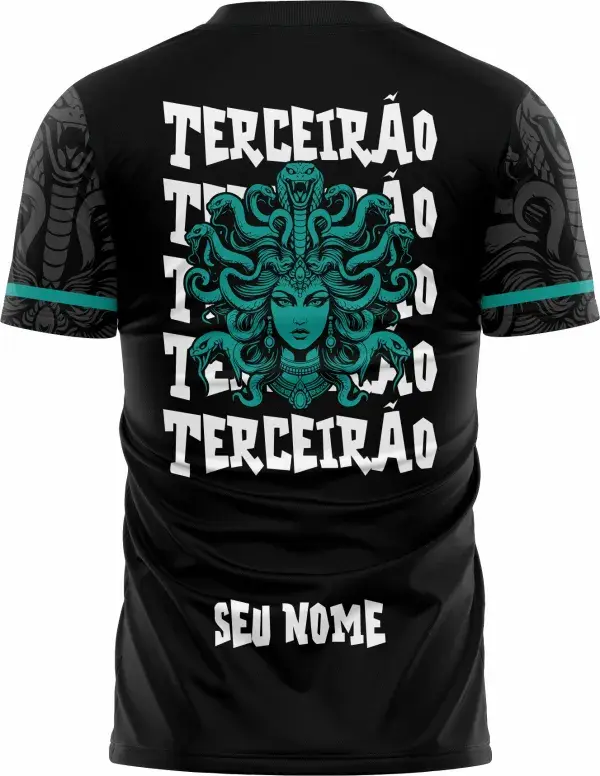 Camiseta unissex preta com logo no peito e estampa grande nas costas mostrando Medusa Grega em verde vibrante, ideal para turma do terceirão.